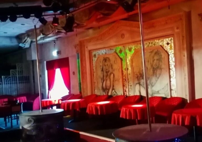 bucket ed93b9700 rf41 JOSEPHINE Night Club music hall design 2022 09 1 768x539